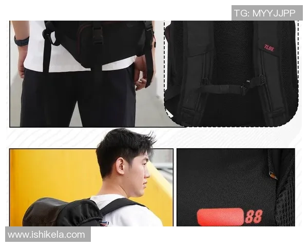 时尚与实用兼备足球装备挎包助你轻松携带运动必备品